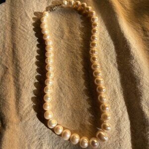 Genuine cultured pearl necklace 16"